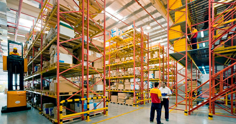 DHL Supply Chain fortalece logística de saúde com expansão em Osasco e transporte de vacinas 