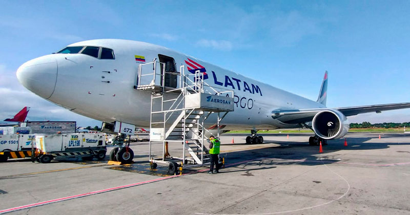 Grupo LATAM renova frota cargueira com incorporação de aeronave